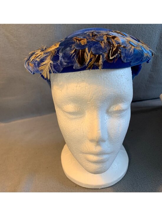 Nina Ladies Blue Velvet Hat with Feathers Hat Size 22 Vintage main image 4
